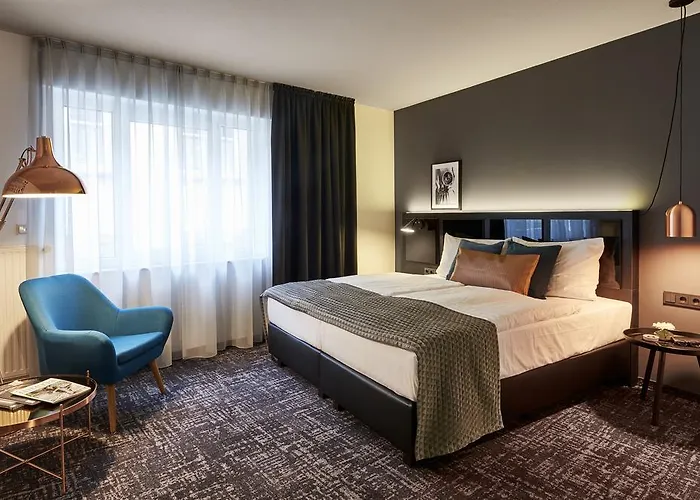Dom Hotel